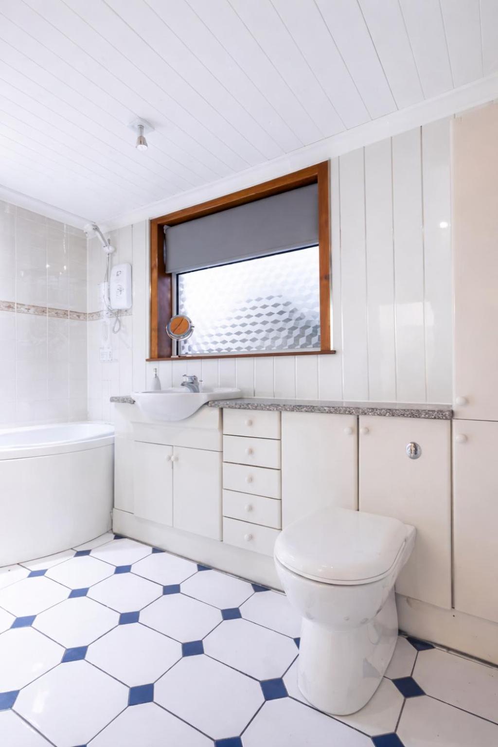 Hill Street Haven Villa - Inverness — Photos 3